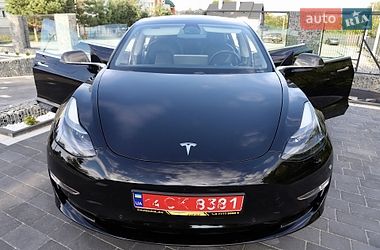Седан Tesla Model 3 2018 в Дрогобыче