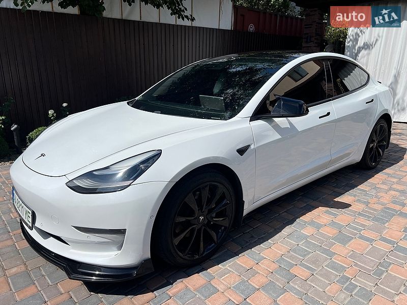 Tesla Model 3 2018 Tesla Model 3 2018