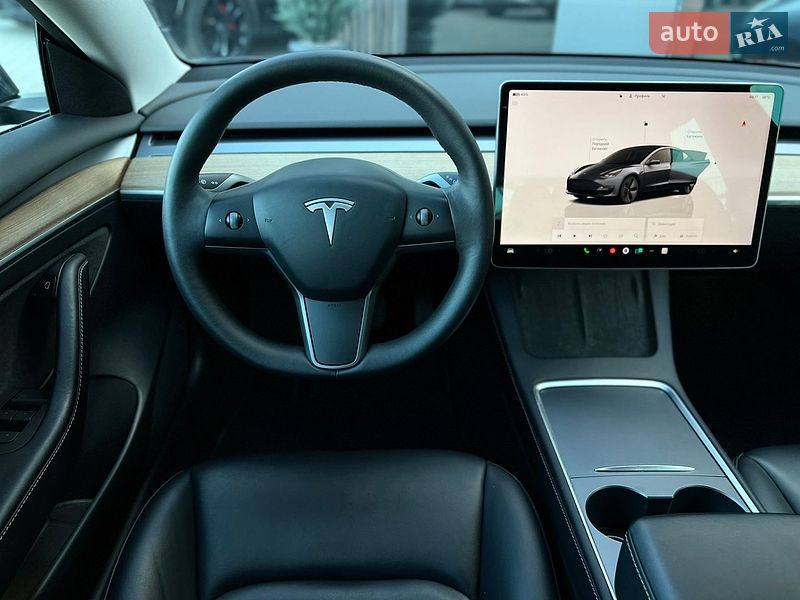 Седан Tesla Model 3 2022 в Одессе