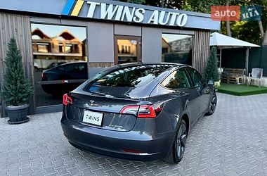 Седан Tesla Model 3 2022 в Одессе