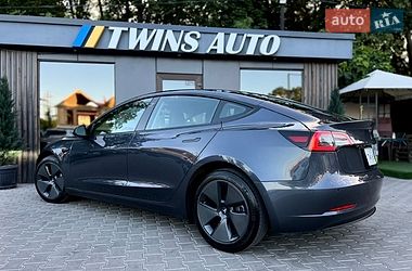 Седан Tesla Model 3 2022 в Одессе