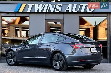 Седан Tesla Model 3 2022 в Одессе
