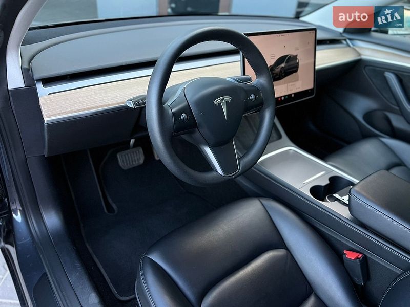Седан Tesla Model 3 2022 в Одессе