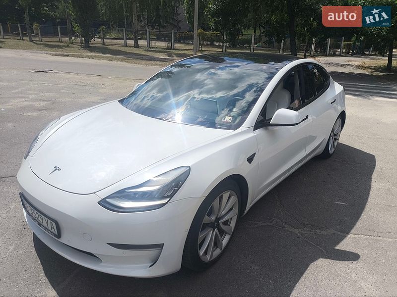 Седан Tesla Model 3 2019 в Кременчуге