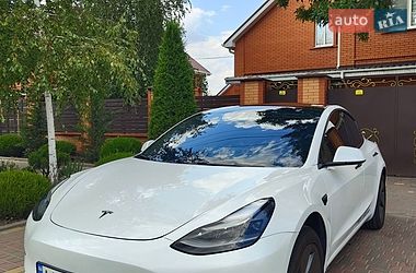 Седан Tesla Model 3 2020 в Миколаєві