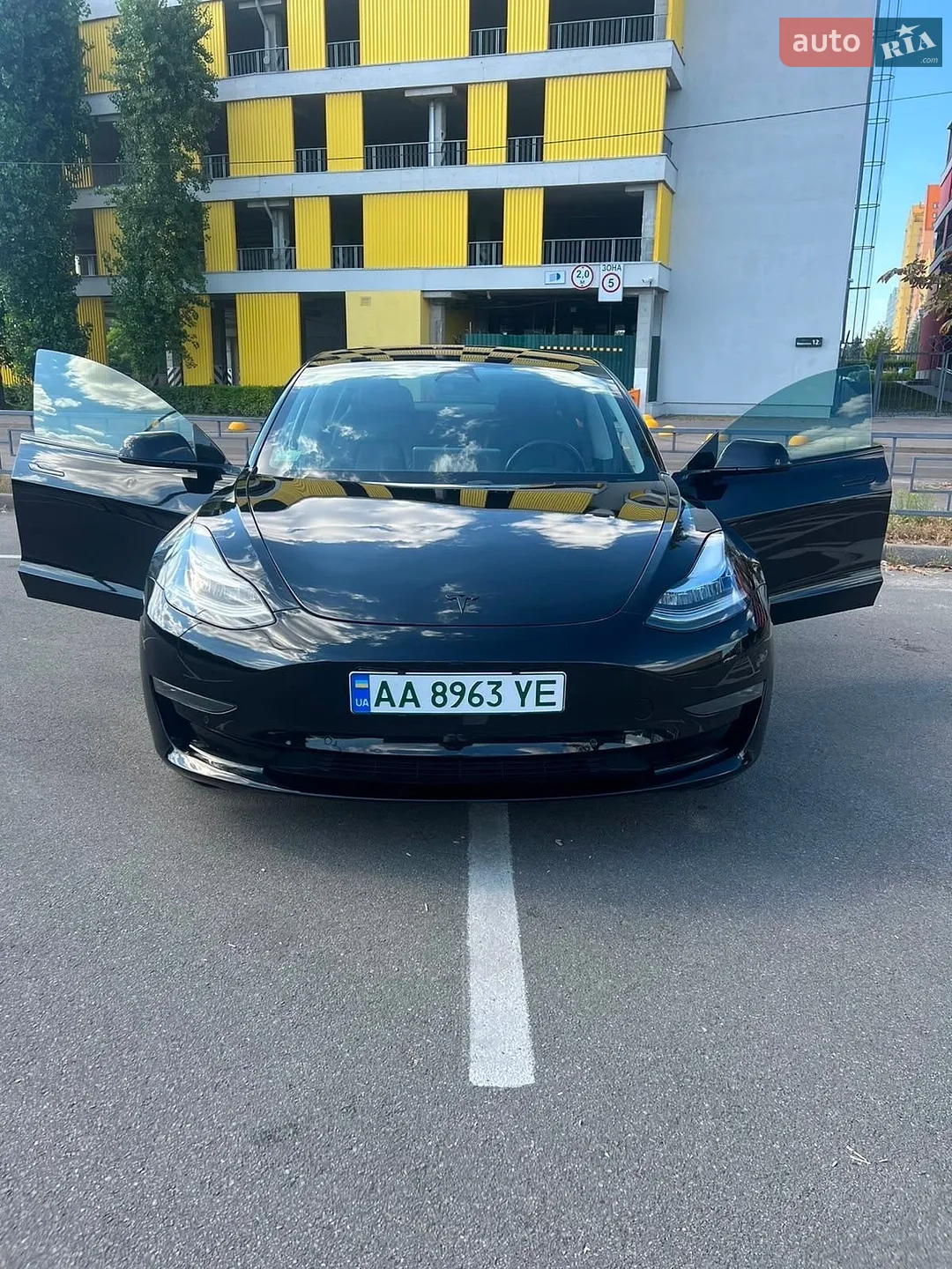 2018 Tesla Model 3 - мініатюра 9