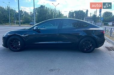 Седан Tesla Model 3 2018 в Києві