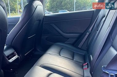 Седан Tesla Model 3 2018 в Києві