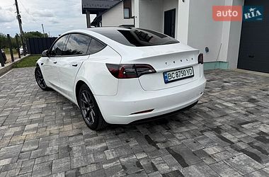 Седан Tesla Model 3 2021 в Яворове
