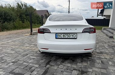 Седан Tesla Model 3 2021 в Яворові
