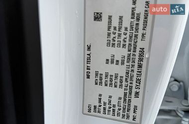 Седан Tesla Model 3 2021 в Яворові