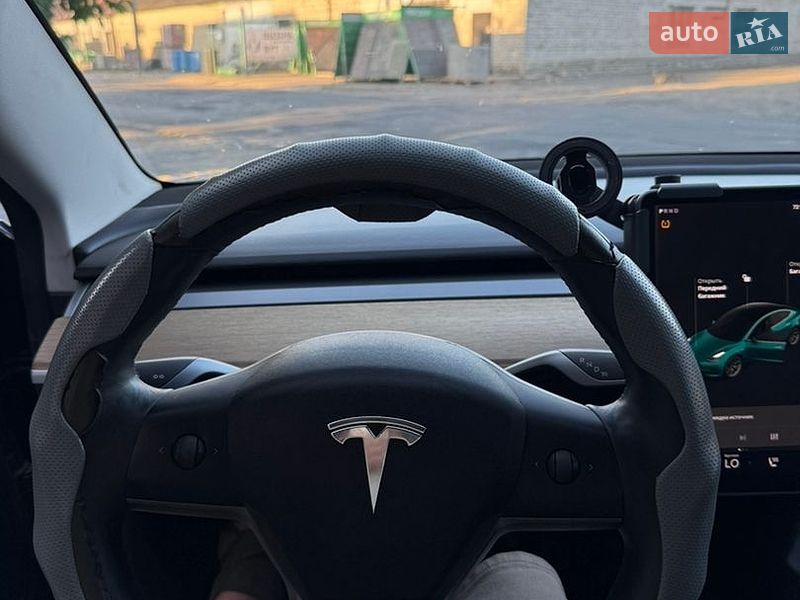 Седан Tesla Model 3 2019 в Камені-Каширському