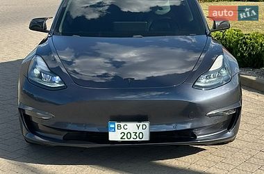 Седан Tesla Model 3 2020 в Дрогобыче