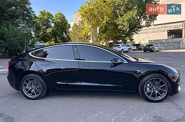 Седан Tesla Model 3 2019 в Николаеве фото 15 Седан Tesla Model 3 2019 в Николаеве