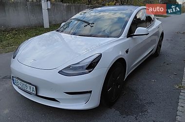 Седан Tesla Model 3 2022 в Вінниці