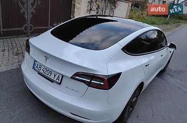 Седан Tesla Model 3 2022 в Вінниці