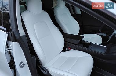 Седан Tesla Model 3 2022 в Вінниці