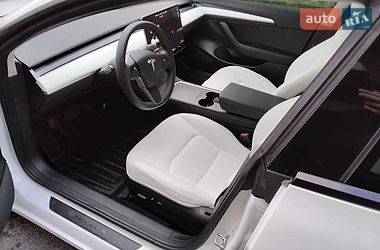 Седан Tesla Model 3 2022 в Вінниці