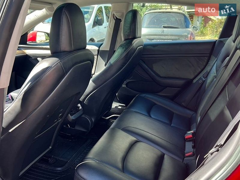 Седан Tesla Model 3 2022 в Черновцах фото 7 Седан Tesla Model 3 2022 в Черновцах