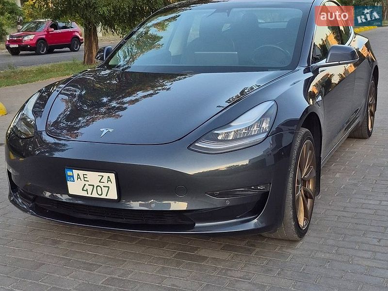 Tesla Model 3 2018 Tesla Model 3 2018