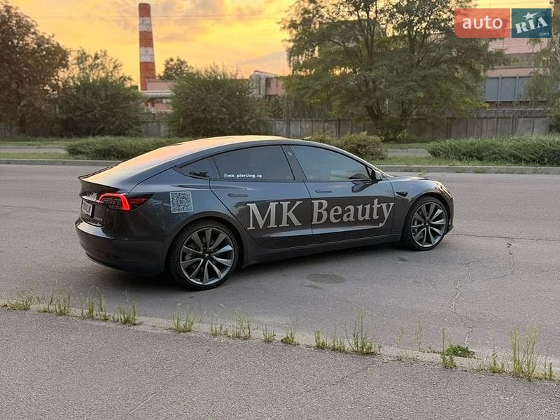 Седан Tesla Model 3 2018 в Запоріжжі фото 5 Седан Tesla Model 3 2018 в Запоріжжі