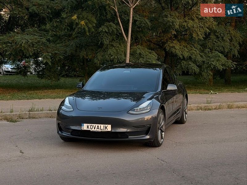Седан Tesla Model 3 2018 в Запоріжжі фото 10 Седан Tesla Model 3 2018 в Запоріжжі