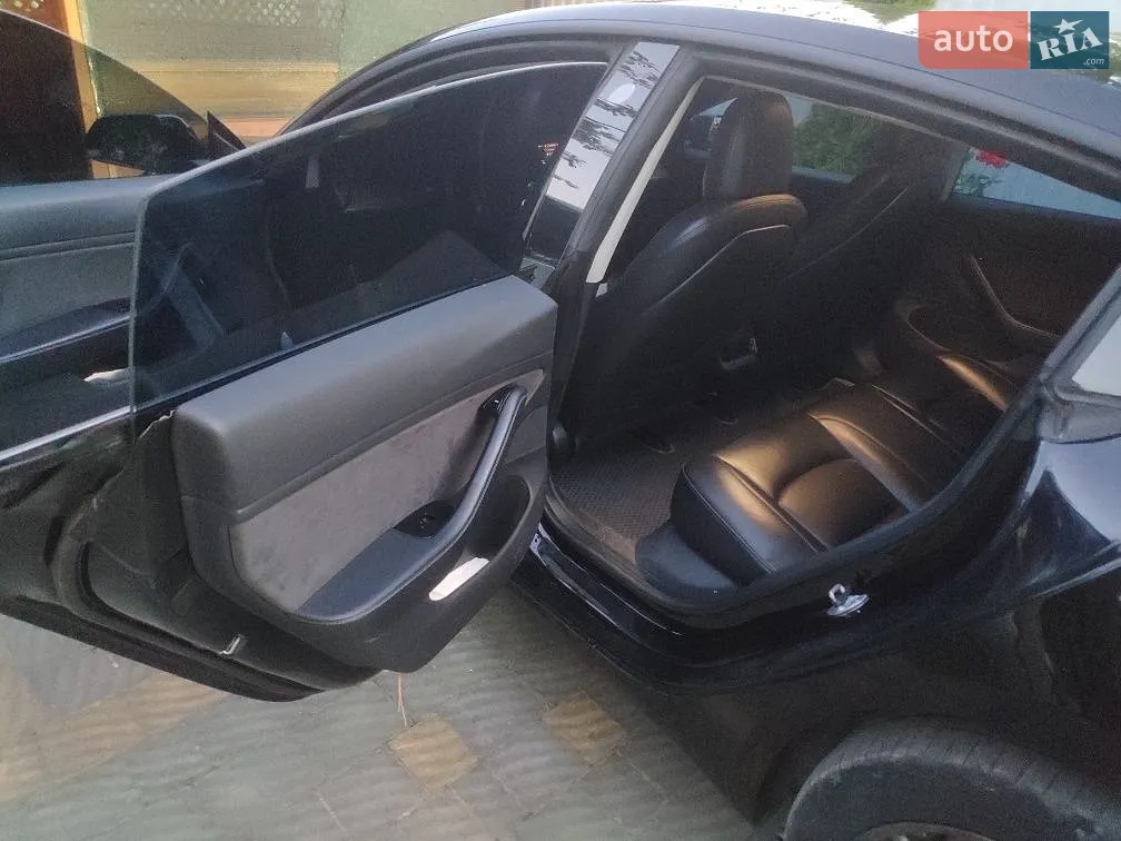 2018 Tesla Model 3 - мініатюра 5