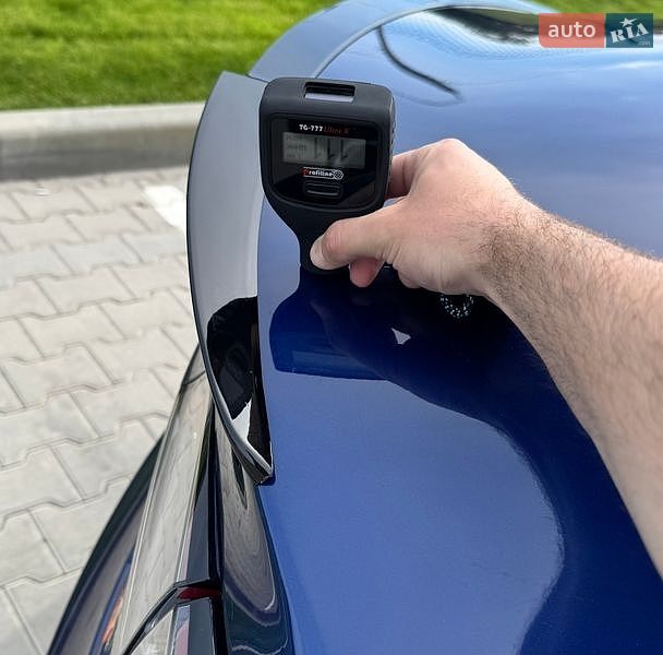 Седан Tesla Model 3 2022 в Виннице