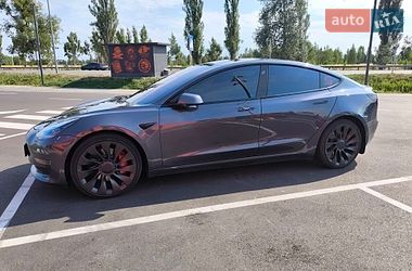 Седан Tesla Model 3 2021 в Бородянці
