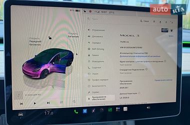 Седан Tesla Model 3 2022 в Киеве