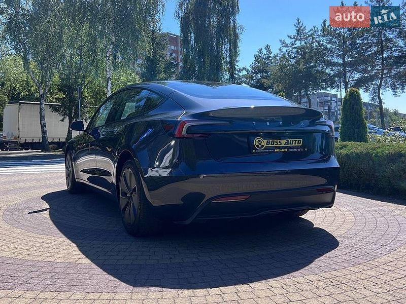 Седан Tesla Model 3 2025 в Львове фото 5 Седан Tesla Model 3 2025 в Львове