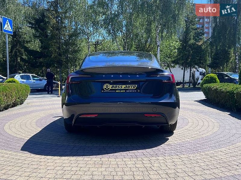 Седан Tesla Model 3 2025 в Львове фото 6 Седан Tesla Model 3 2025 в Львове