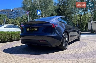 Седан Tesla Model 3 2025 в Львове фото 7 Седан Tesla Model 3 2025 в Львове