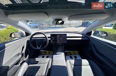 Седан Tesla Model 3 2025 в Львове фото 15 Седан Tesla Model 3 2025 в Львове