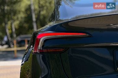 Седан Tesla Model 3 2025 в Львове фото 23 Седан Tesla Model 3 2025 в Львове