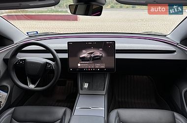 Седан Tesla Model 3 2025 в Дубні фото 41 Седан Tesla Model 3 2025 в Дубні
