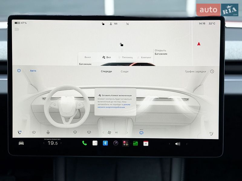 Седан Tesla Model 3 2024 в Києві