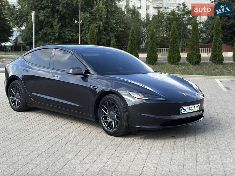 Седан Tesla Model 3 2024 в Ивано-Франковске фото 3 Седан Tesla Model 3 2024 в Ивано-Франковске