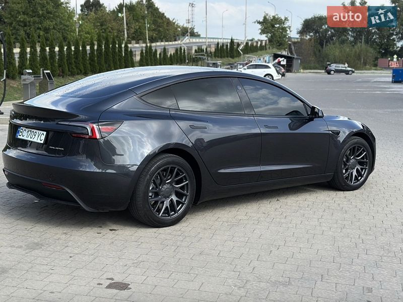 Седан Tesla Model 3 2024 в Ивано-Франковске фото 5 Седан Tesla Model 3 2024 в Ивано-Франковске
