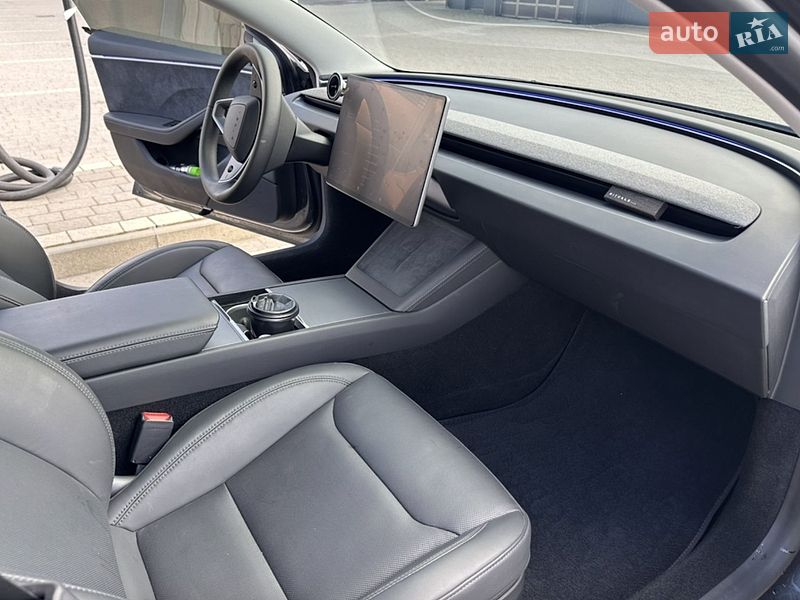 Седан Tesla Model 3 2024 в Ивано-Франковске фото 15 Седан Tesla Model 3 2024 в Ивано-Франковске