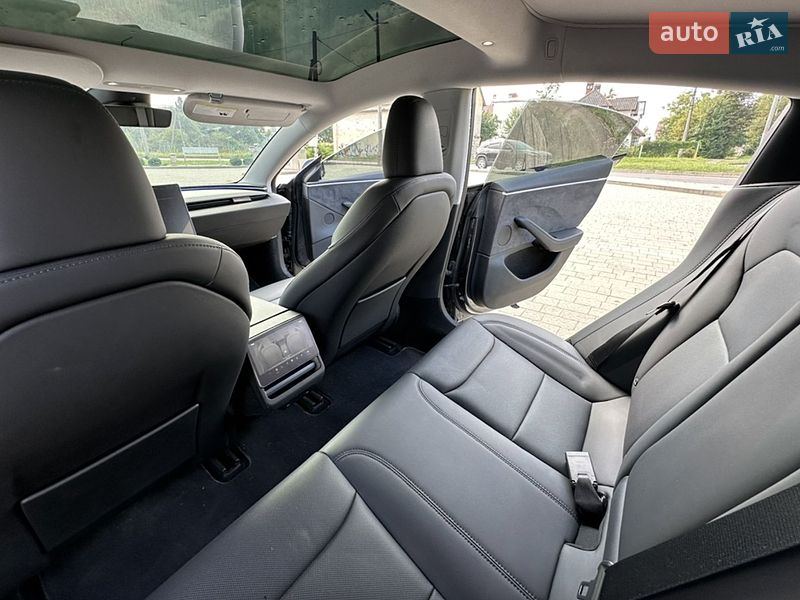 Седан Tesla Model 3 2024 в Ивано-Франковске фото 20 Седан Tesla Model 3 2024 в Ивано-Франковске