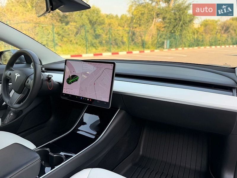 Седан Tesla Model 3 2020 в Харькове фото 24 Седан Tesla Model 3 2020 в Харькове