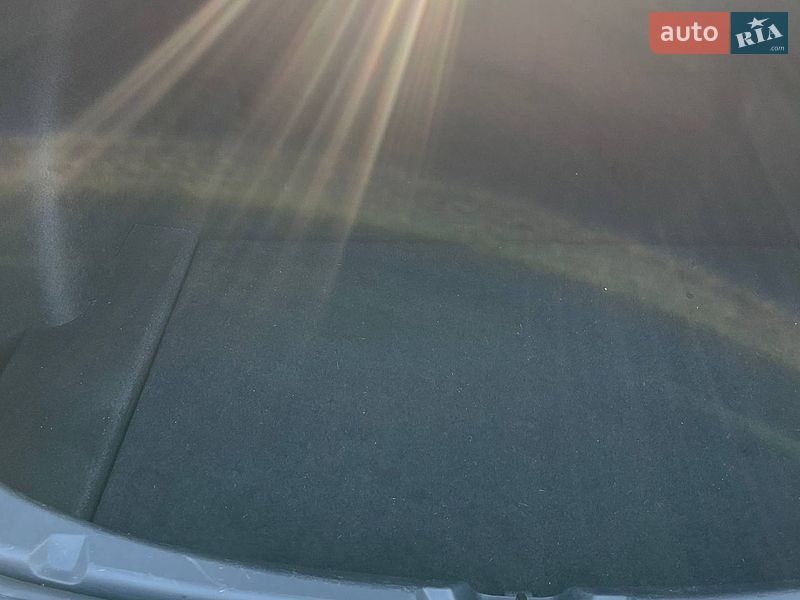 Седан Tesla Model 3 2023 в Запоріжжі