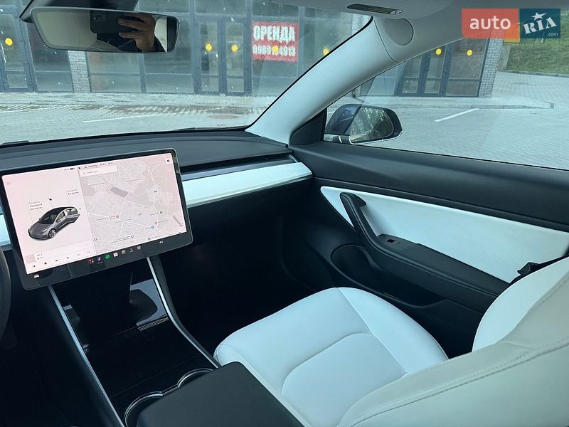 Седан Tesla Model 3 2020 в Хмельницькому