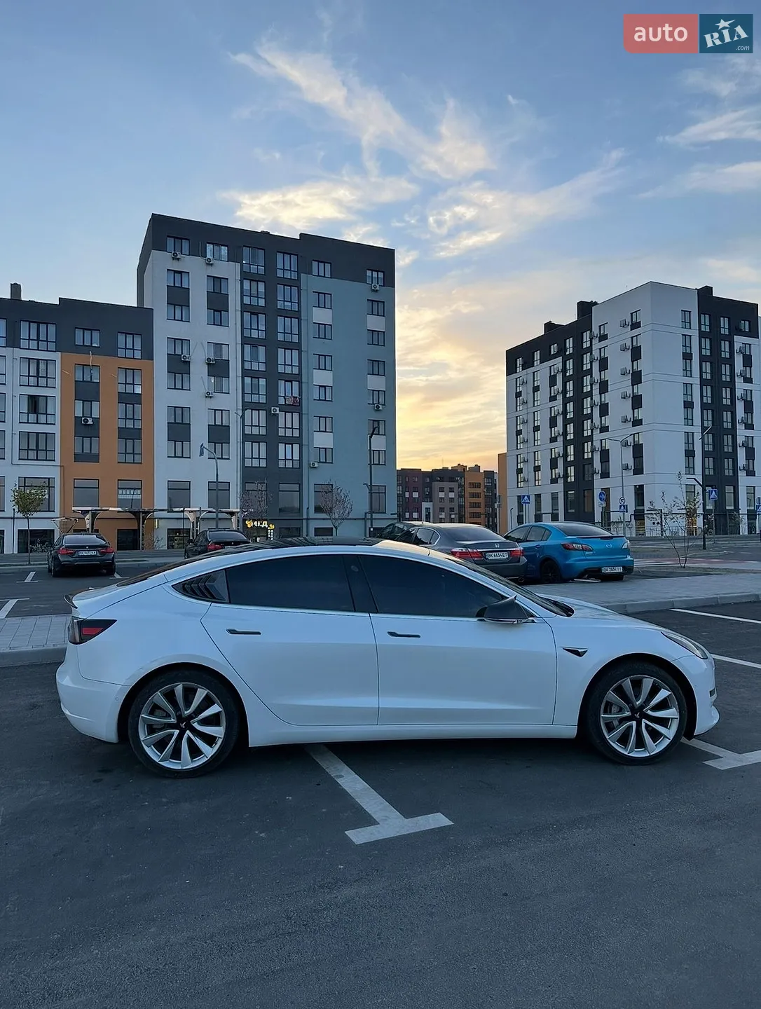 2019 Tesla Model 3 - мініатюра 3