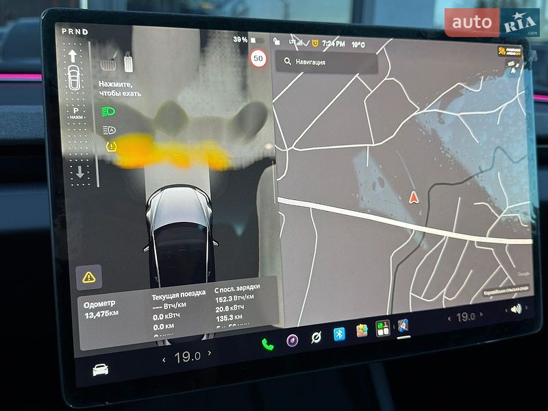Седан Tesla Model 3 2025 в Черновцах