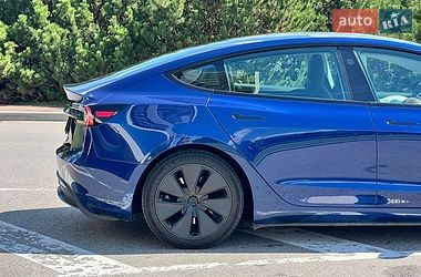 Седан Tesla Model 3 2024 в Киеве фото 25 Седан Tesla Model 3 2024 в Киеве