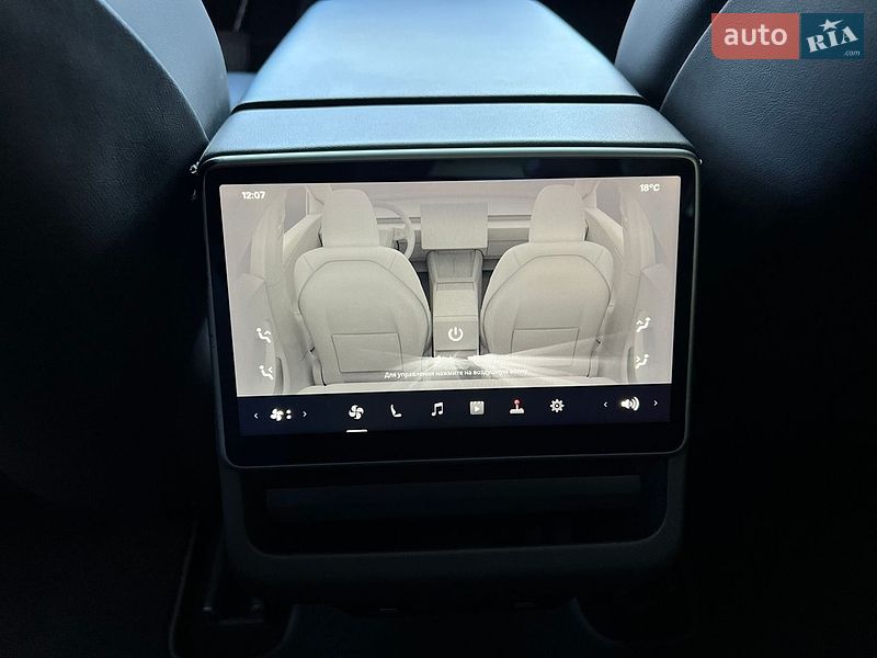 Седан Tesla Model 3 2024 в Киеве фото 36 Седан Tesla Model 3 2024 в Киеве