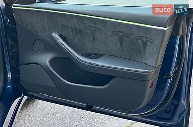 Седан Tesla Model 3 2024 в Киеве фото 46 Седан Tesla Model 3 2024 в Киеве