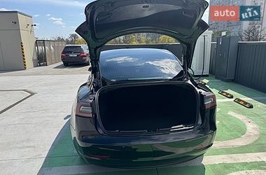 Седан Tesla Model 3 2019 в Киеве